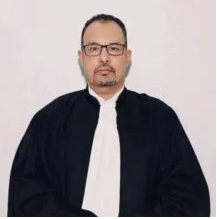 مترشح لمنصب نقيب المحامين يتقدم بشكوى ضد النقيب بونا الحسن