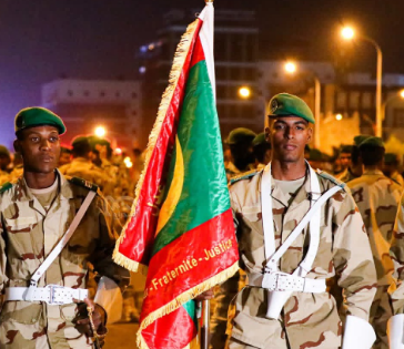 الجيش الوطني يعلن مسابقة لاكتتاب طلبة ضباط